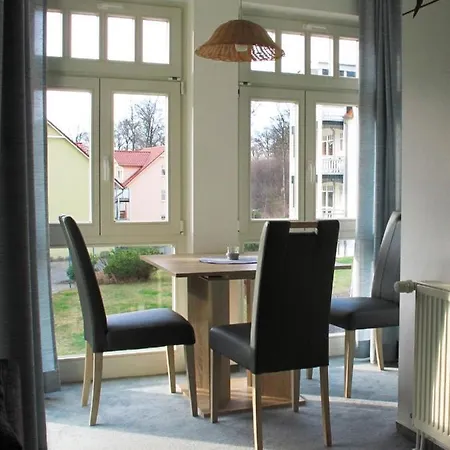 Strandnah Mit Balkon * Koserow
